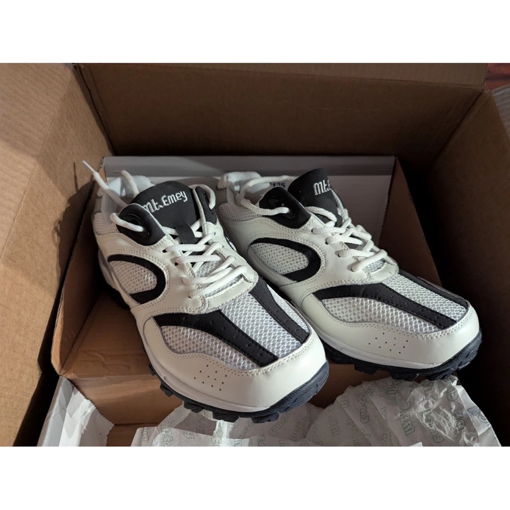 Size 9.5 X-Wide (4E) Mt Emey Explorer 9702-3L Walking Shoe Diabetic White+Blue